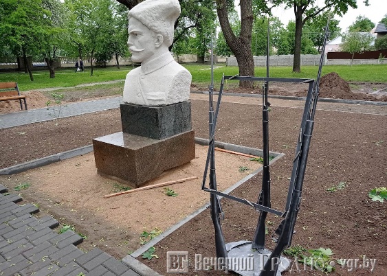 Памятник Чапаеву Василию Ивановичу   