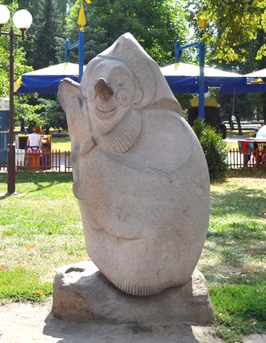 Монументально-декоративная скульптура «Петрушка»